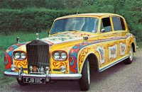 מכונית הרולס רוייס הפסיכדלית של ג'ון לנון. Photo: Cafe cars 