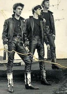 הביטלס על הגג בהמבורג